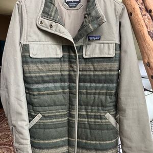 Patagonia Jacket - women’s size Medium.